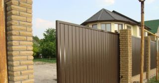 Купить откатные ворота из профнастила Новодвинск, цена от 1763 руб.