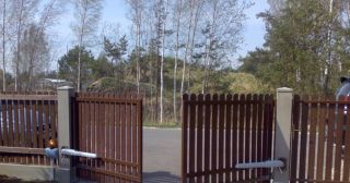 Купить распашные ворота из штакетника Новодвинск, цена от 2748 руб.